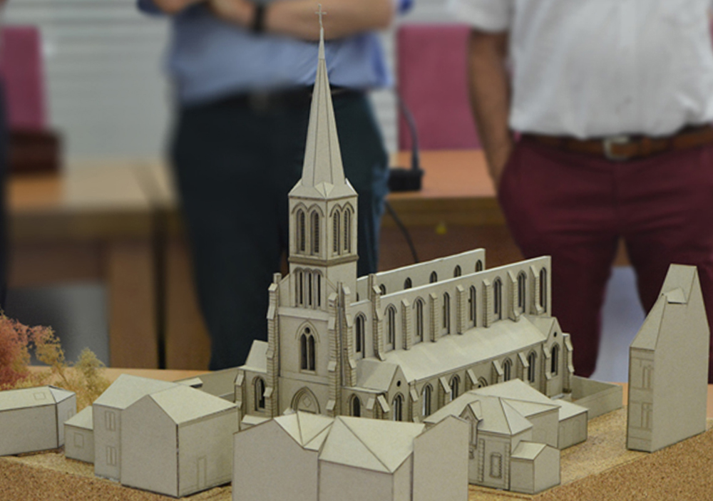 eglise-saint-venant-murs-erigné Travux des étudiants option Patrimoine en devenir